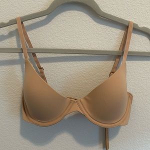 SKIMS NWT 32D Bra in Clay